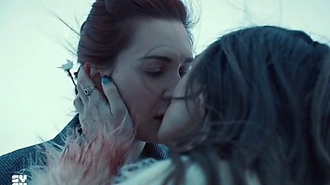 Pic: Katherine Barrell in Wynonna Earp (2016)