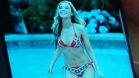 Pic: Lindsay Musil in UnREAL (2015)