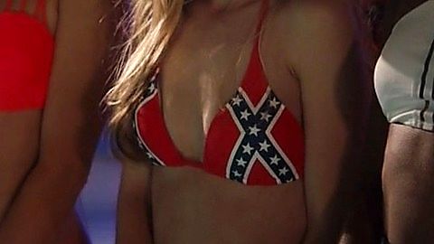 Pic: Lindsay Musil in UnREAL (2015)