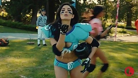 Pic: Monica Barbaro in UnREAL (2015)