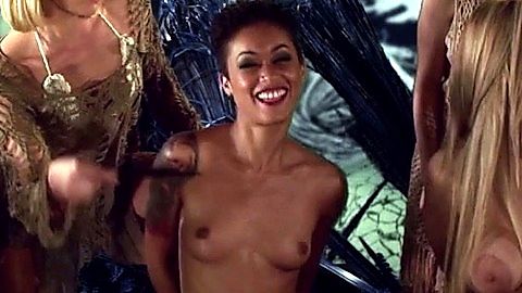 Pic: Skin Diamond in Evil Bong: High 5 (2016)