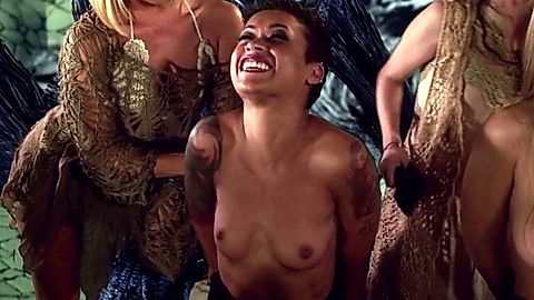 Pic: Skin Diamond in Evil Bong: High 5 (2016)