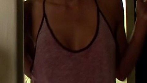 Pic: Carolina Guerra in Animal Kingdom (2016)