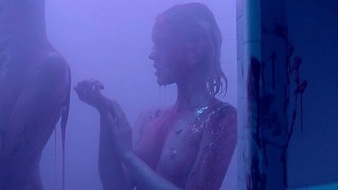 Pic: Bella Heathcote in The Neon Demon (2016)
