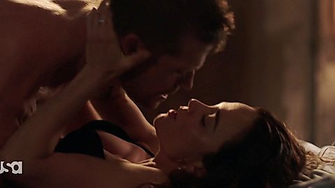 Pic: Alice Braga in Queen of the South (2016)