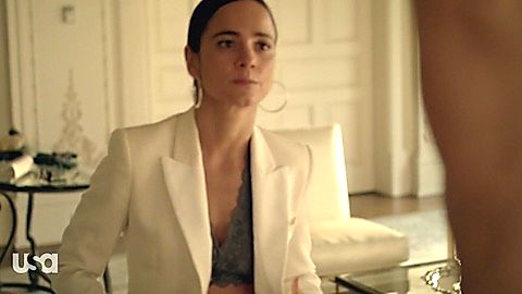 Pic: Alice Braga in Queen of the South (2016)