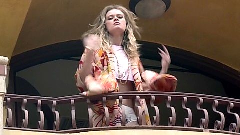 Pic: Sara Paxton in Murder in the First