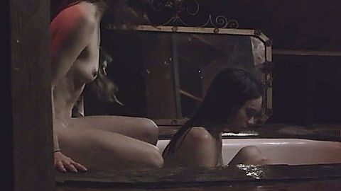 Pic: Molly Koch in Total Moon