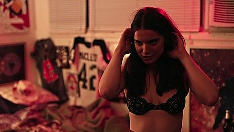 Pic: Dylan Gelula in Casual (2015)