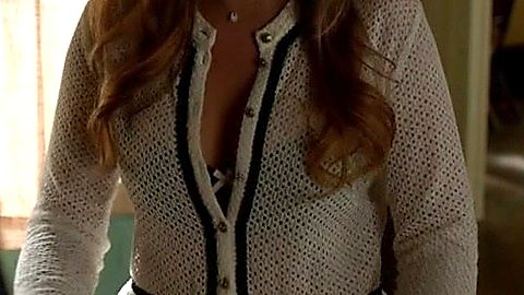 Pic: Lorenza Izzo in Feed the Beast (2016)