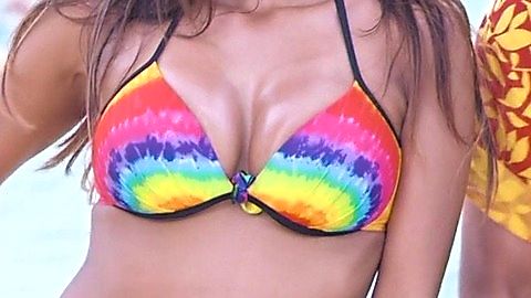 Pic: Gizele Thakral in Kya Kool Hain Hum 3 (2016)
