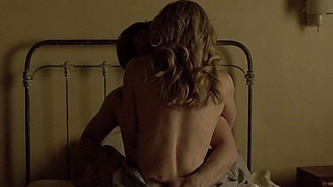 Pic: Amanda Schull in 12 Monkeys (2015)
