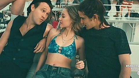 Pic: Madison Iseman in Still The King (2016)