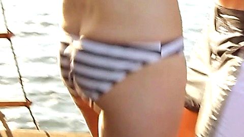 Pic: Julia Becker in Floating! (2015)
