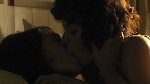 Pic: Alia Shawkat in The Intervention (2016)