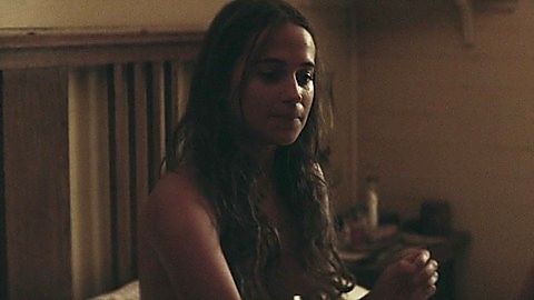Pic: Alicia Vikander in The Light Between Oceans (2016)