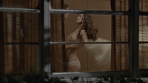 Pic: Jodi Balfour in Quarry (2016)