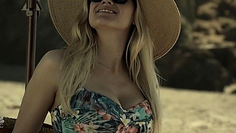 Pic: Olivia Taylor Dudley in Aquarius