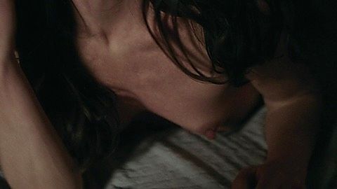 Pic: Elizabeth Reaser in Easy (2016)