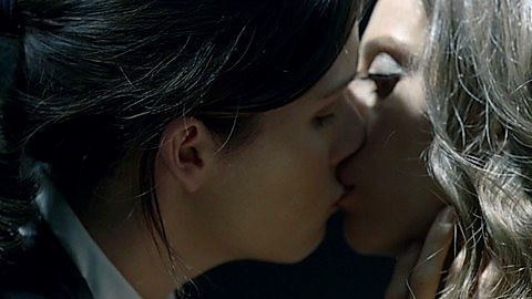 Pic: Shannon Woodward in Westworld (2016)
