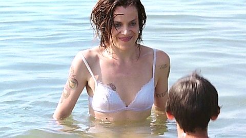 Pic: Micaela Ramazzotti in Like Crazy (2016)