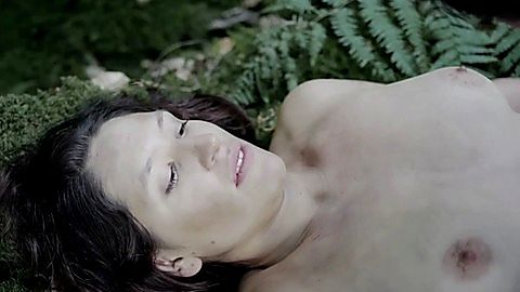 Pic: Tessie Herrasti in La Marche du Monde (2016)