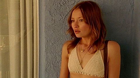 Pic: Emily Browning in Shangri-La Suite (2016)