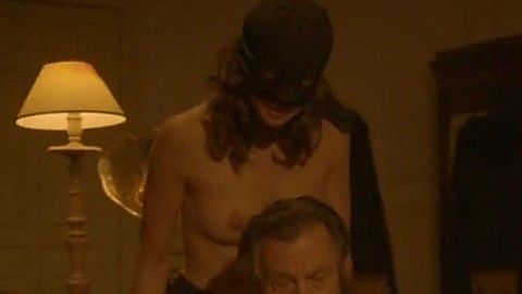 Pic: Berta Hernández in Víctor Ros (2015)
