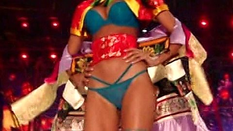 Pic: Lais Ribeiro in The Victoria's Secret Fashion Show 2016 (2016)