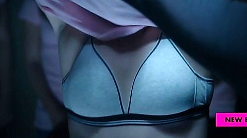 Pic: Jaclyn Jasgur in Sweet/Vicious (2016)