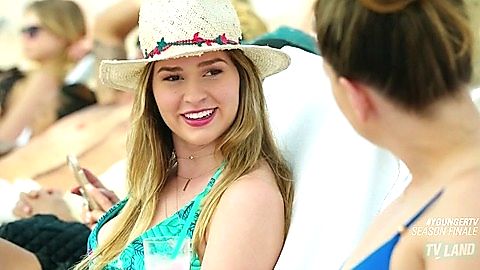 Pic: Fiona Robert in Younger (2015)