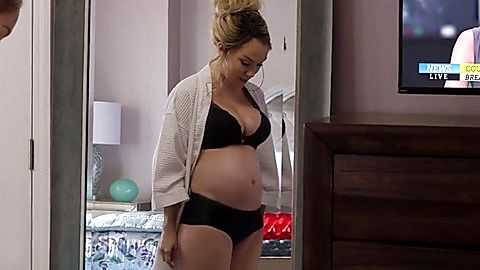 Pic: Jude Demorest in Star (2016)