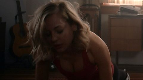 Pic: MacKenzie Porter in Travelers (2016)