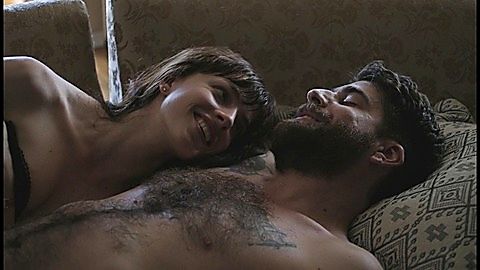 Pic: Olivia Thirlby in Between Us (2016)