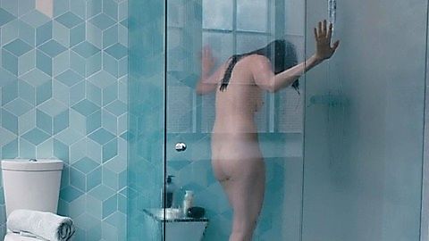 Pic: Catherine Reitman in Workin' Moms (2017)
