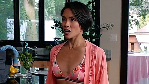 Pic: Jessalyn Wanlim in Workin' Moms (2017)