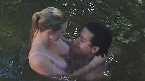 Pic: Lili Reinhart in Riverdale (2017)