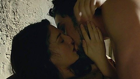 Pic: María Valverde in Ali & Nino (2016)