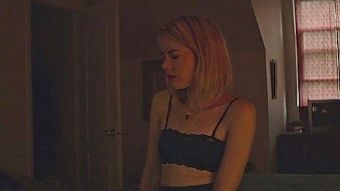 Pic: Jena Malone in Bottom of the World (2017)