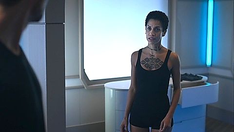 Pic: Dominique Tipper in The Expanse (2015)