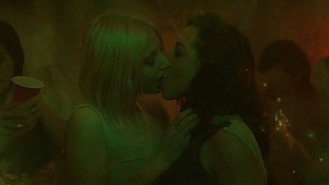 Pic: Aubrey Plaza in Legion (2017)