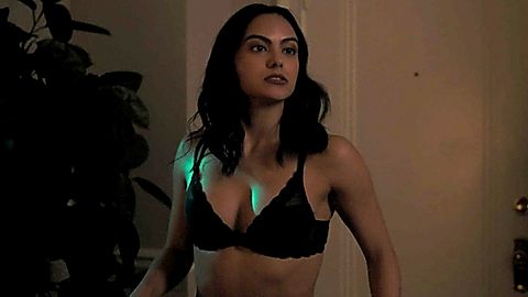 Pic: Camila Mendes in Riverdale (2017)