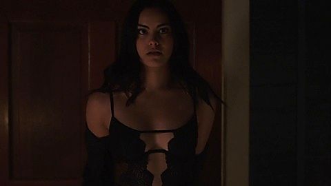 Pic: Camila Mendes in Riverdale (2017)