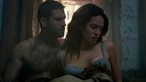Pic: Adria Arjona in Emerald City (2017)