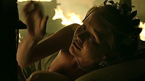 Pic: Mia Goth in A Cure for Wellness (2017)