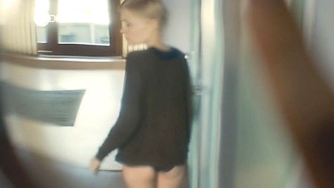 Pic: Mavie Hörbiger in Spuren des Bösen: Begierde (2017)