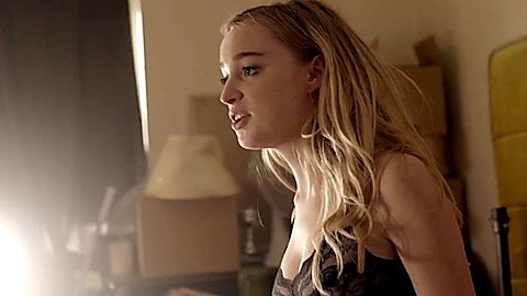 Pic: Phoebe Dynevor in Snatch (2017)
