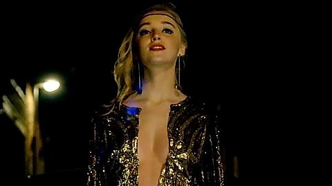 Pic: Phoebe Dynevor in Snatch (2017)