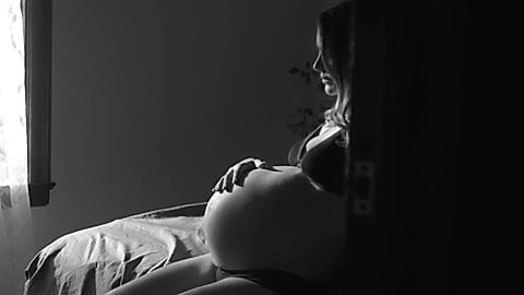 Pic: Natalie Portman in My Willing Heart (2017)