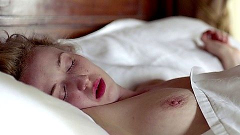 Pic: Holli Dempsey in Harlots (2017)